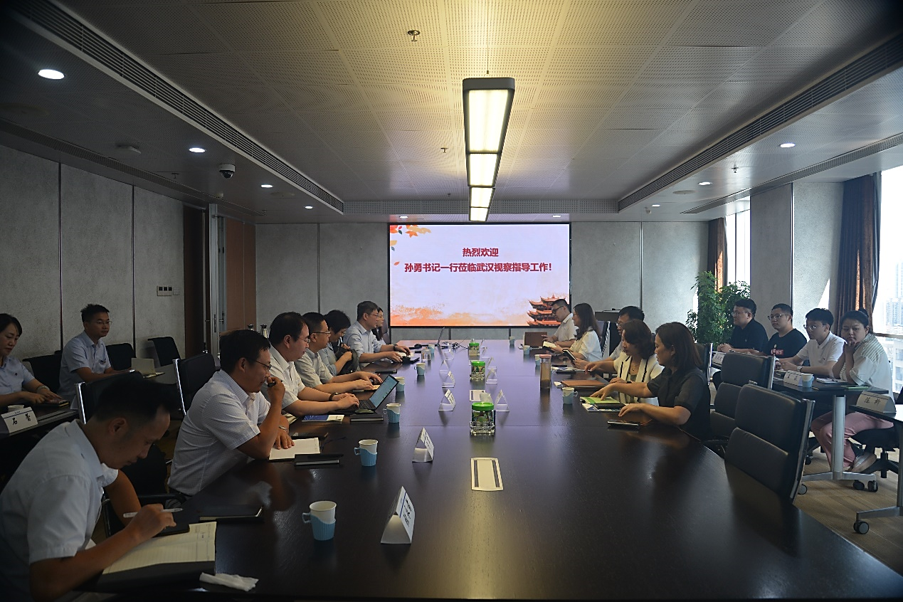中交公規(guī)院孫勇書記一行蒞臨華杰中南分公司慰問調(diào)研